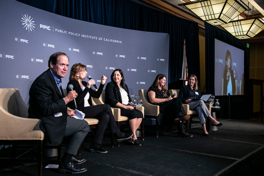 photo - Panel discussion on 