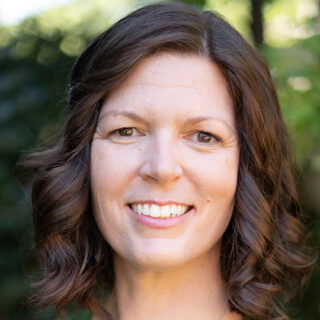 Portrait of Robyn Grimm