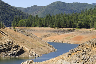 Photo of Shasta Lake in California during drought, low water levels