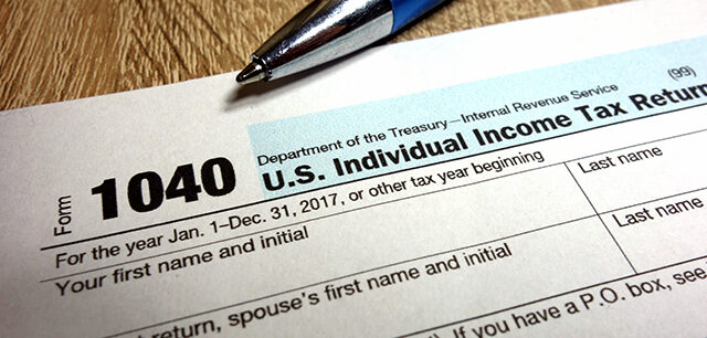 US Tax Form 1040 And Pen