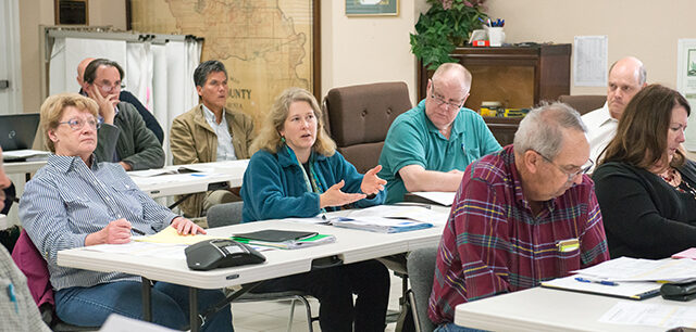 FL Groundwater 0382 04 11 2017 Water Meeting