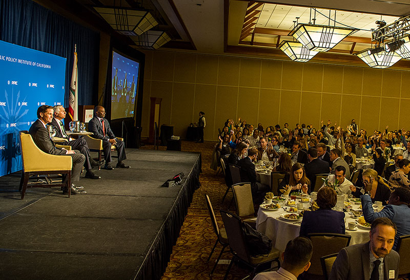 Photo of the audience and speakers