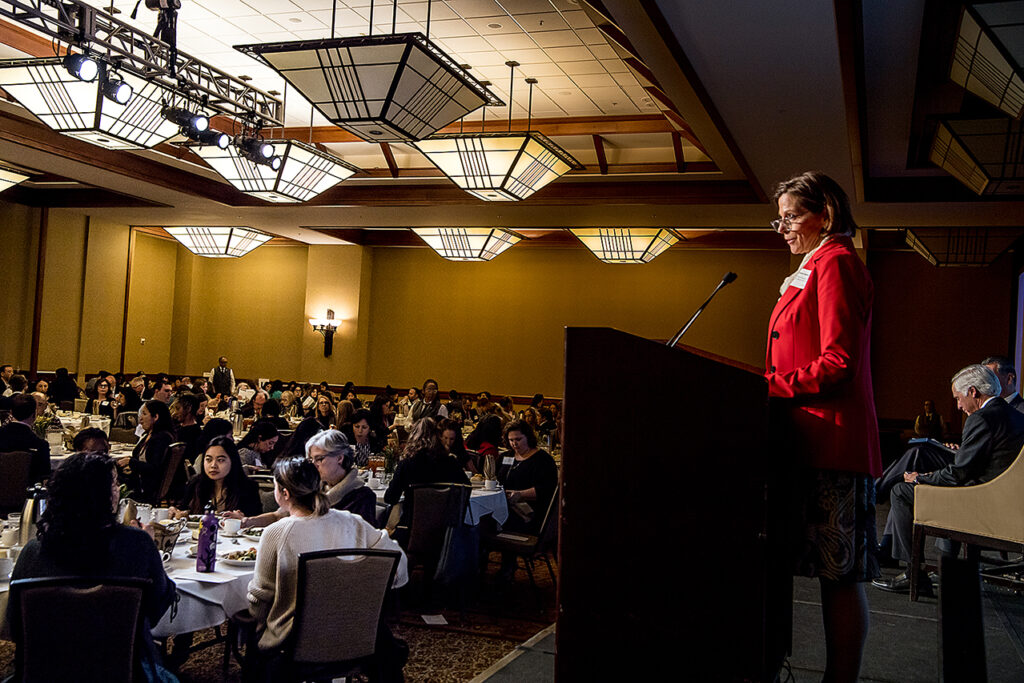 Photo of Karen Skelton