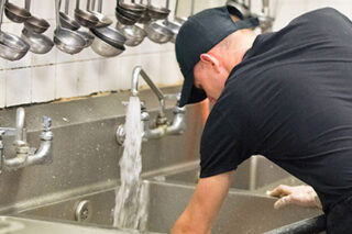 photo - Restaurant Kitchen Worker