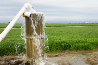 photo - Farm Irrigation Water Pump in San Joaquin Valley