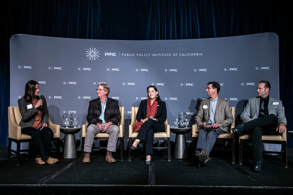 photo - Panel discussion on 