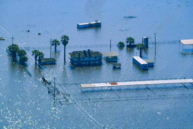 photo - Flooded Fields and Structures Caused by Flood Waters - pixel-ca-dw-2023_05_12_ZZ_0030_Tulare_Lake