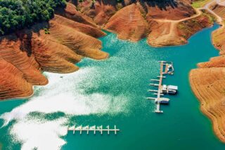 photo - Aerial View of Boats Anchored on Lake Shasta on a Sunny Day