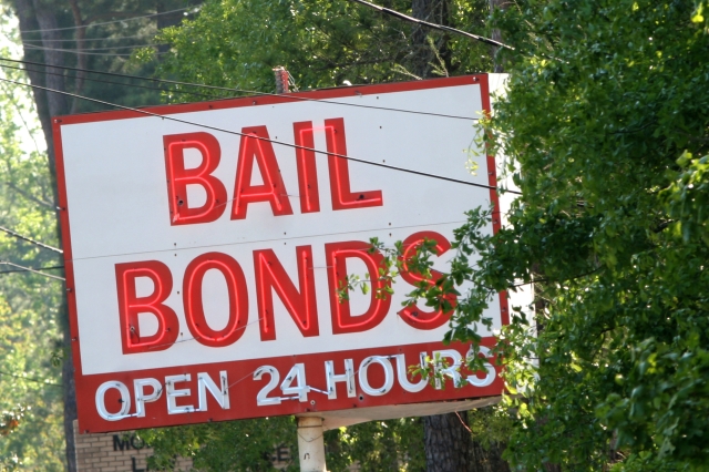 photo - Bail Bonds Sign