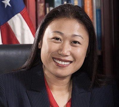 Portrait of Janet Nguyen